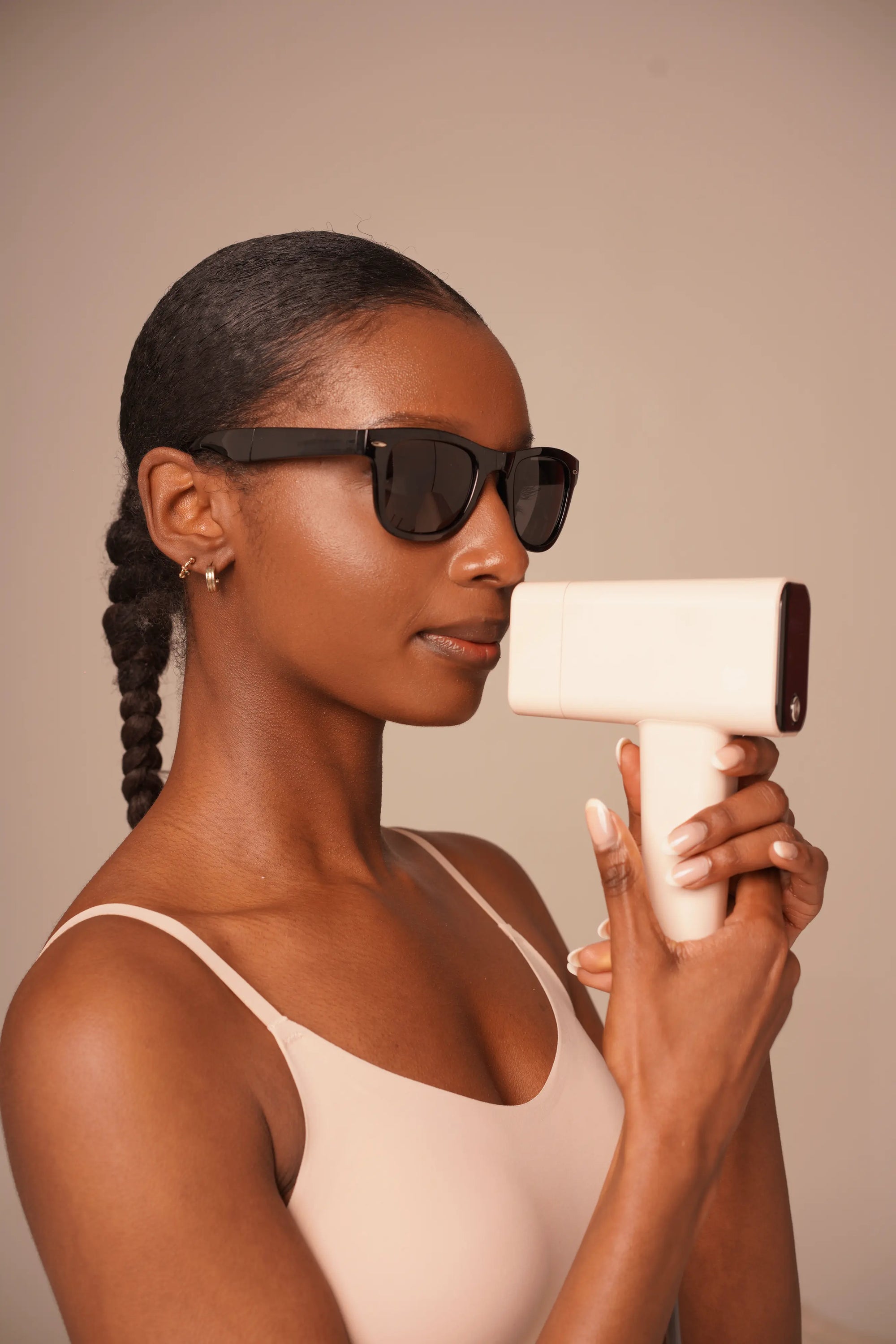 How to Remove Female Facial Hair (Upper Lip): The Complete, Safe Guide
