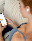Der Vulpés BellyBelt, intelligenter Wärmegürtel, kann in einem Bereich von 40-55°C [104-131°F] aufgeheizt werden. Die Wärmeeinstellungen können mit (a) einem integrierten 3-Modi Controller, (b) einer mobilen App auf dem Smartphone und (c) per Sprache [nur für iOS] gesteuert werden.